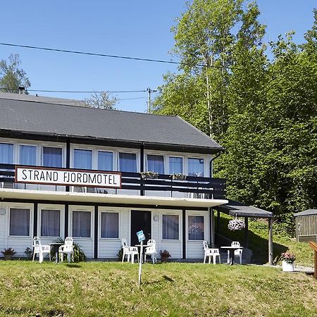 Strand Fjordmotel Ulvik Exterior foto
